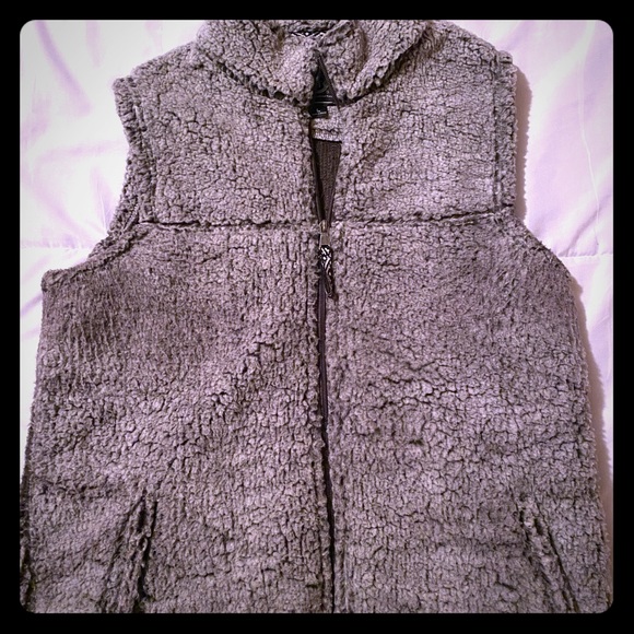 Jackets & Blazers - Sherpa-like Vest